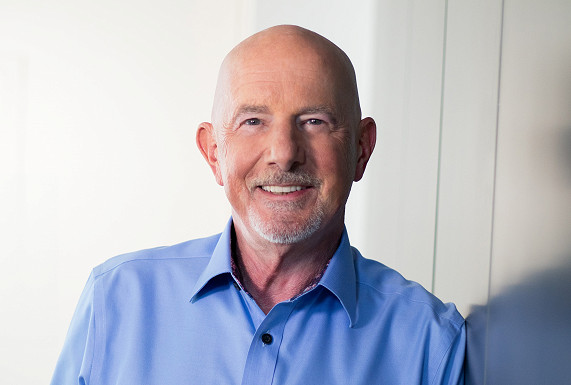 Dr Ewan Kirk